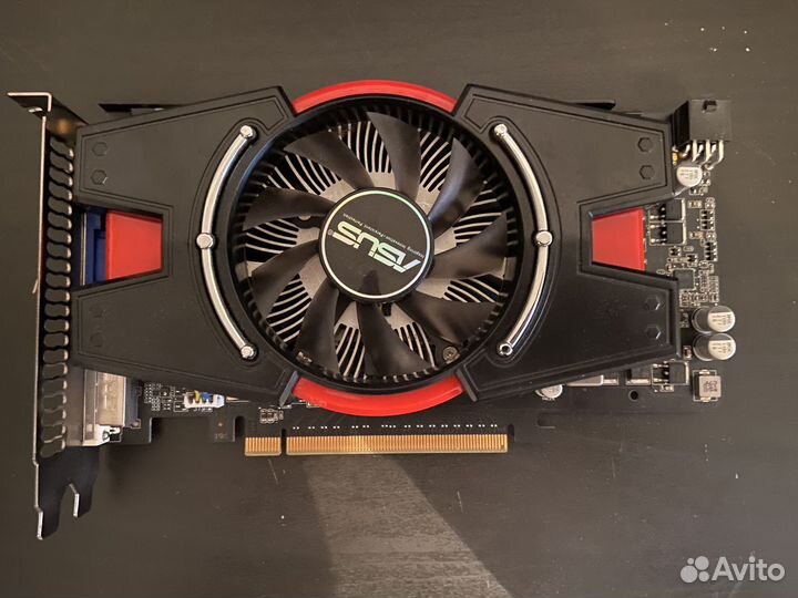 Видеокарта GTX550ti 1Gb gddr5 192Bit asus