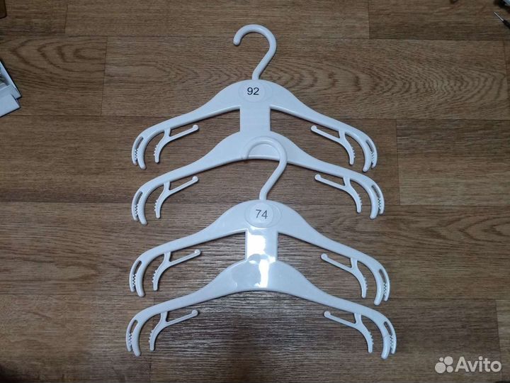 Вешалки плечики