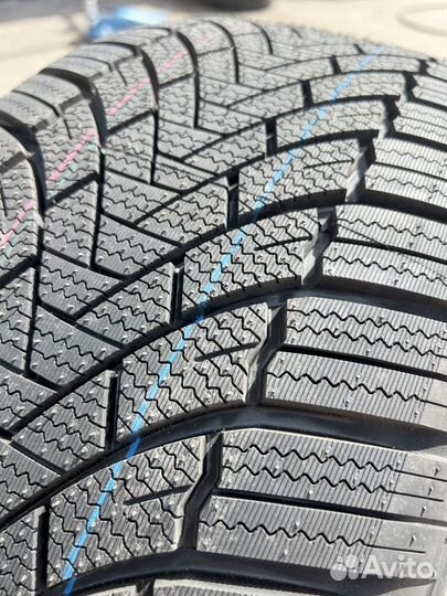 iLink SnowGripper I 255/40 R19 77H