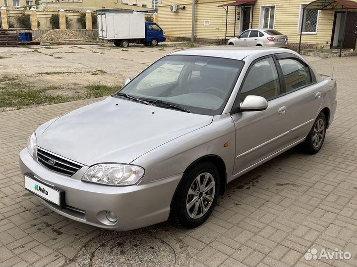 Kia Spectra, 2006