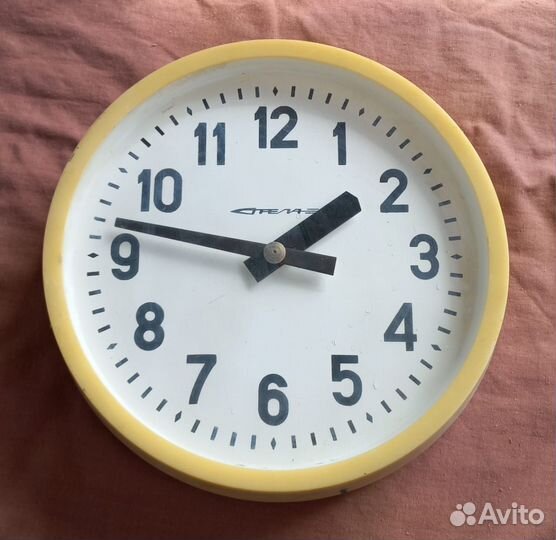 Часы вокзальные Стрела