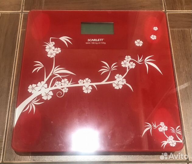 Весы напольные электронные Scarlett sc-218