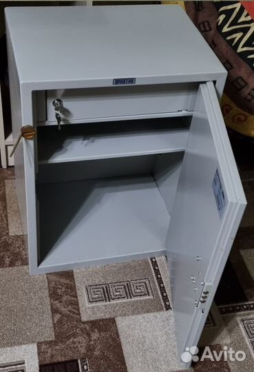 Сейф шкаф металлический