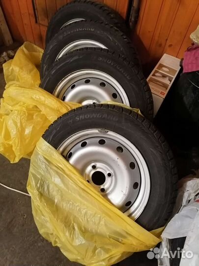 R15 Rosava SnowGard 185/65, PCD 4x100 DIA 60.1