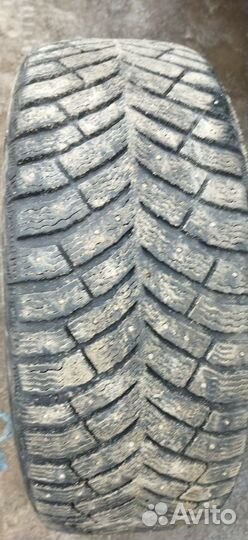 Michelin X-Ice 215/55 R16