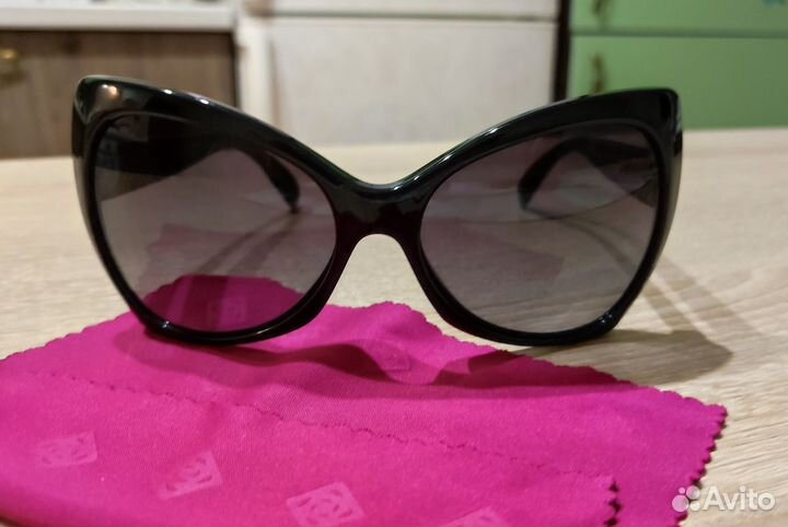 Солнцезащитные очки женские