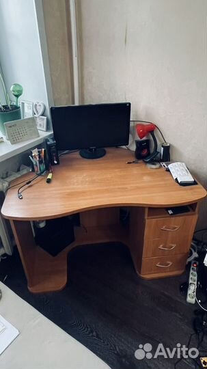 Угловой Компьютерный стол