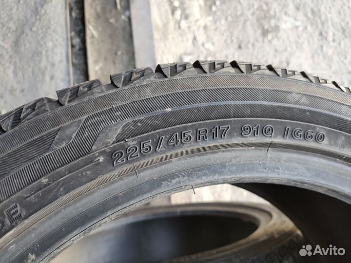 Yokohama Ice Guard IG60 225/45 R17