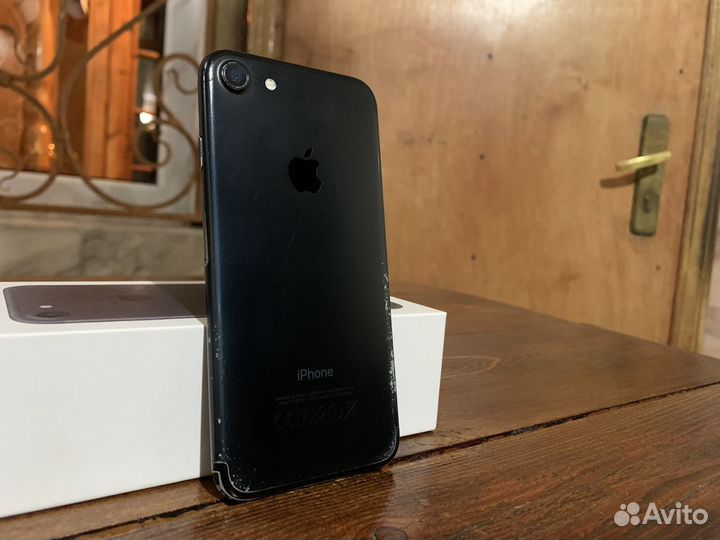 iPhone 7, 32 ГБ
