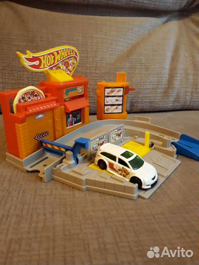 Hot wheels пиццерия