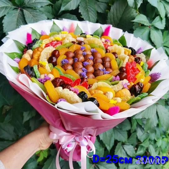 Съедобный букет учителю сухофрукты