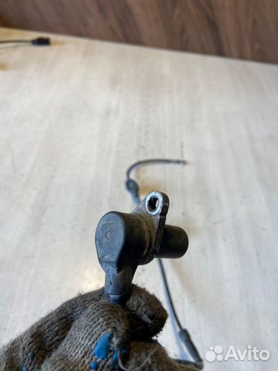 Датчик abs передний левый Hyundai Santa Fe Classic