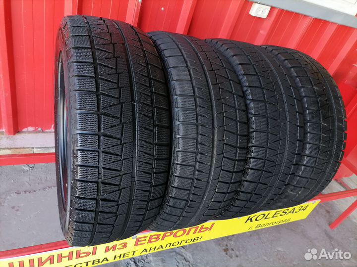 Bridgestone Blizzak Revo GZ 215/55 R16