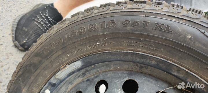 Nokian Tyres Hakkapeliitta 5 205/60 R16 96T