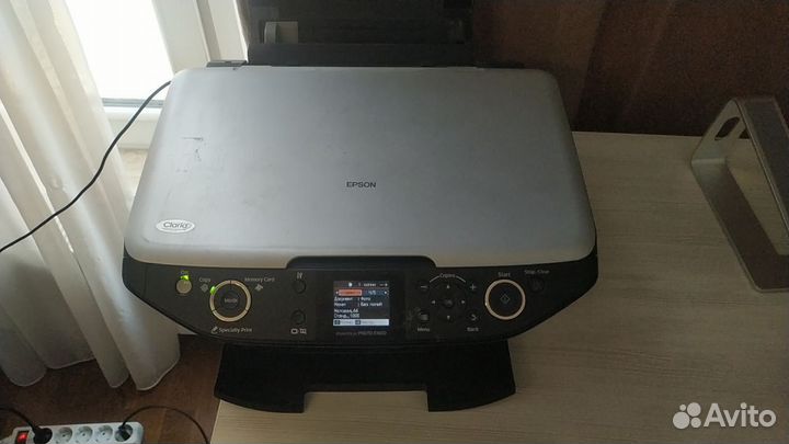 Фото мфу Принтер Epson rx610