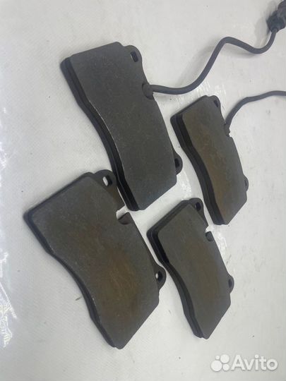 Тормозные колодки переднее Volkswagen Touareg FL