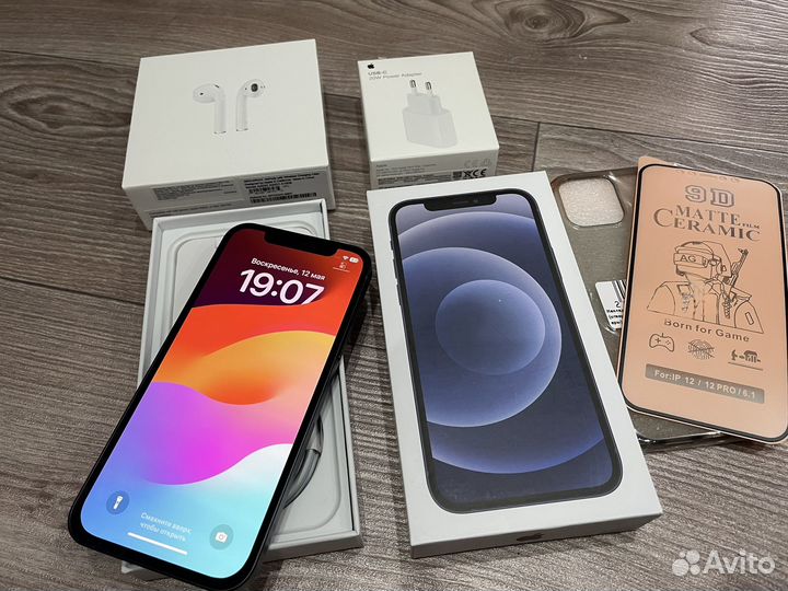 iPhone 12, 256 ГБ