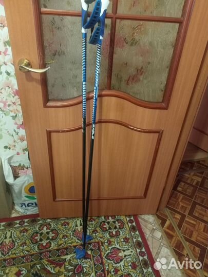 Беговые лыжи+палки+ботинки 40 размера