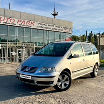 Volkswagen Sharan 2.0 MT, 2008, 268 000 км, с пробегом, цена 1 035 000 руб.