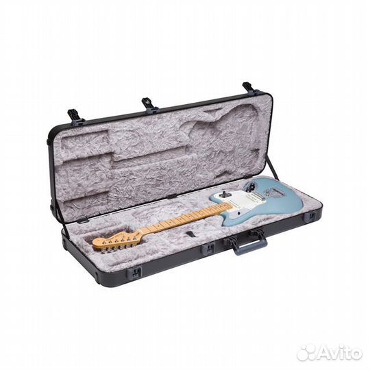 Кейс для электрогитары Fender Deluxe Molded Case J