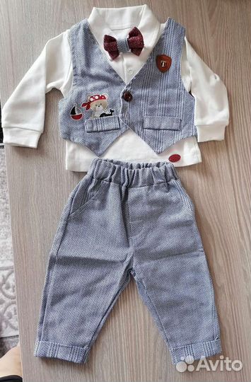 Костюм тройка с бабочкой