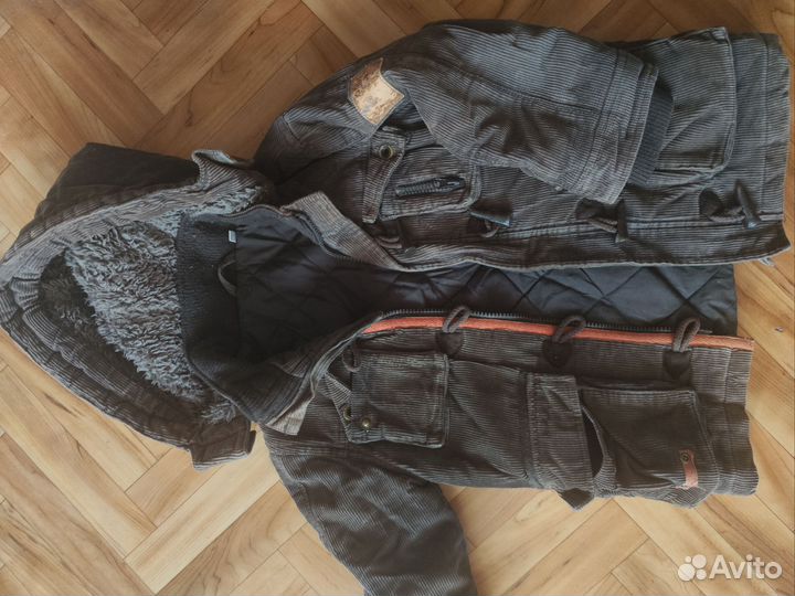 Отдам бесплатно детская одежда