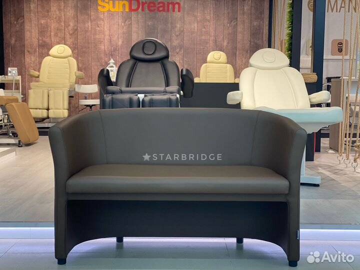 Диваны в салон красоты