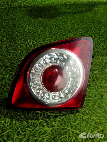 Фонарь задний внутренний левый VW golf plus 2009г