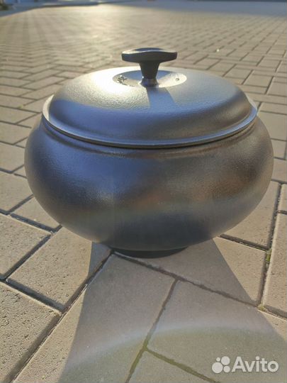 Казан чугунный новый 7л