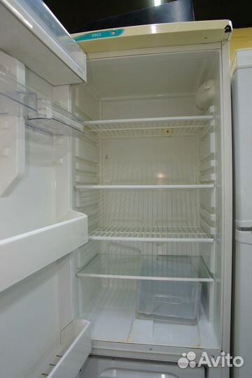 Холодильник Stinol 116