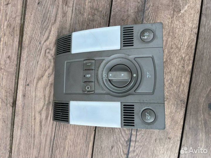 Фонарь салона (плафон) Audi A8 D3 3.2 2007