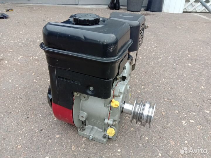 Двигатель Briggs Stratton 650 (190cc)