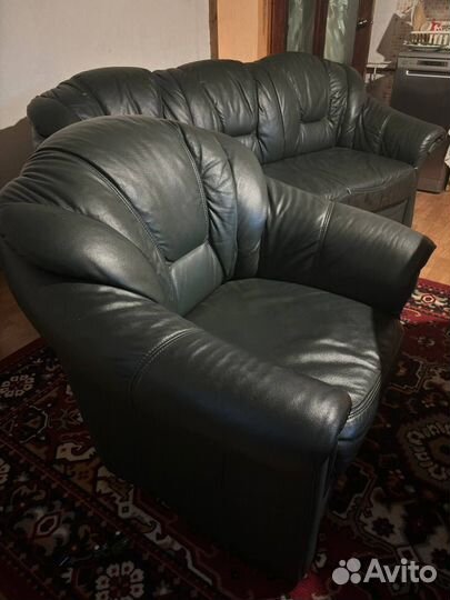 Кожаный диван и кресла бу
