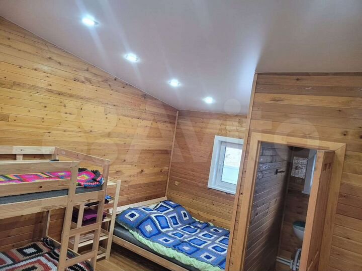 Комната 20 м² в 6-к., 2/2 эт.