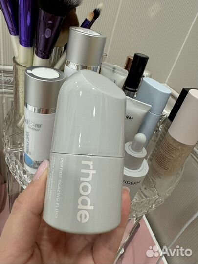 Rhode флюид peptide glazing fluid