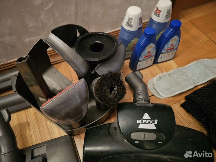 Моющий пылесос Bissell