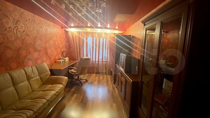 3-к. квартира, 99 м², 6/18 эт.