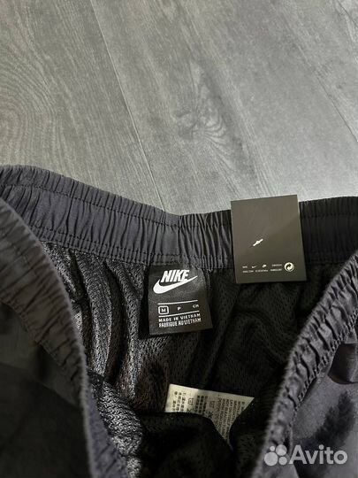 Спортивные штаны Nike Big Swoosh