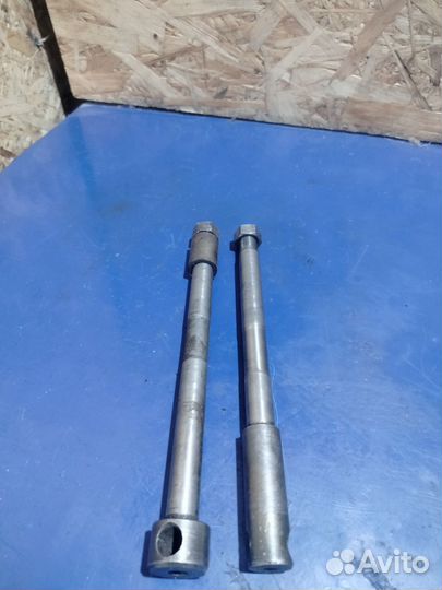 Оси колес зид 50 пилот