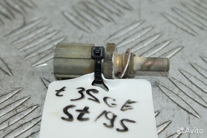 Датчик температуры Toyota Lexus 89422-35010