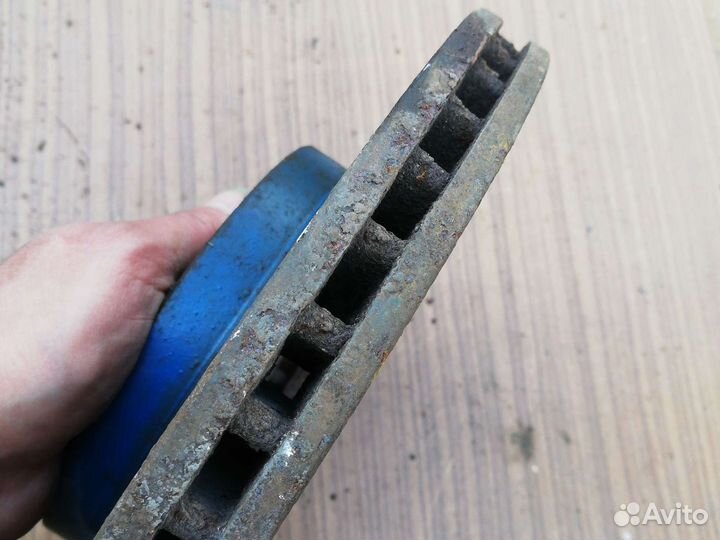 Диск тормозной передний Джили Эмгранд EC-7