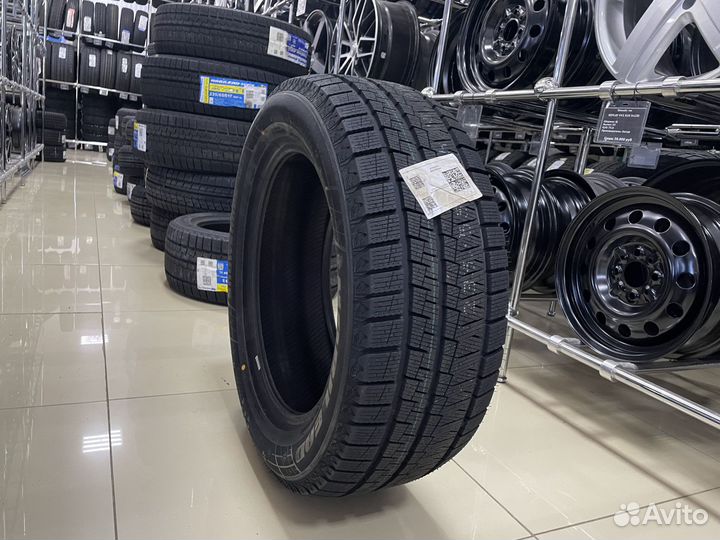 Habilead SnowShoes AW33 235/55 R17