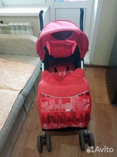 Прогулочная коляска