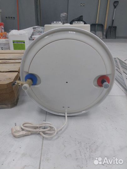 Водонагреватель Electrolux EWH 80 Magnum новый