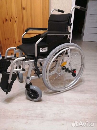 Коляска инвалидная