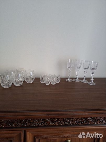 Хрусталь ваза, сальники,стопки, фужеры,конфетницы