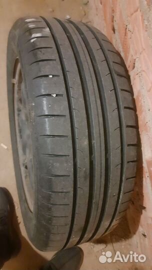 Колеса летние р16 на Рено