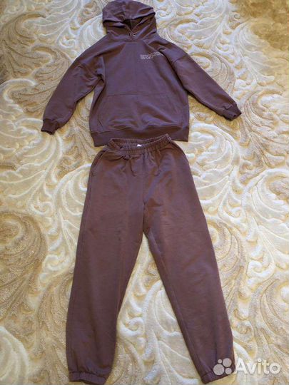 Спортивный костюм для девочки
