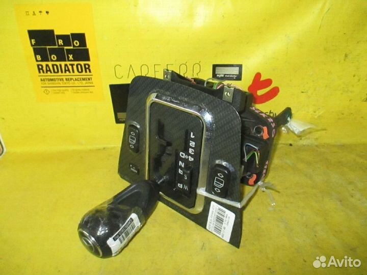 Ручка кпп A2022670537 на Mercedes-Benz Slk-Class R