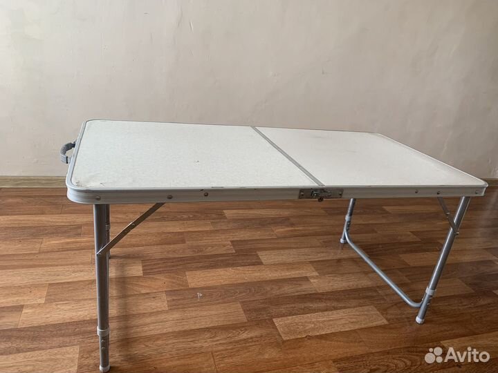 Стол и стулья походные